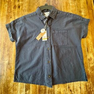 NWT - C&C California Navy Blue Short Sleeve Button Down Shirt